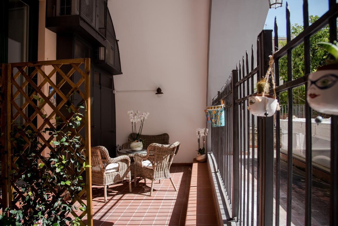 Bed and Breakfast La Dimora Del Barone Salerno Exteriér fotografie